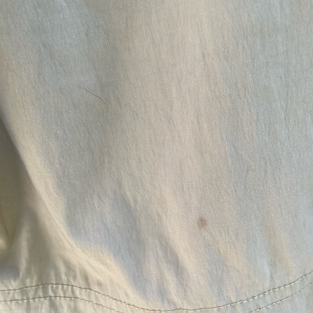Duluth Trading Company Dry on the Fly 6 Pocket Cargo Shorts Crème Color Size 6 - Picture 5 of 9